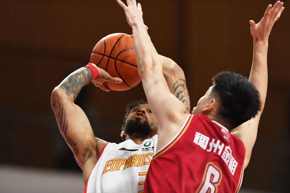 关于哈登新星爆冷表现惊艳,皇家马德里未来可期!的信息 关于哈登新星爆冷表现惊艳,皇家马德里未来可期!的信息