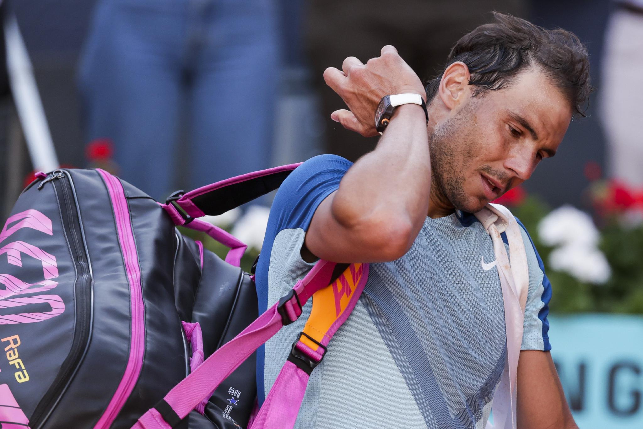 纳达尔回归赛场,高光表现首场状态亮眼,切尔西观众沸腾! 纳达尔回归赛场,高光表现首场状态亮眼,切尔西观众沸腾!