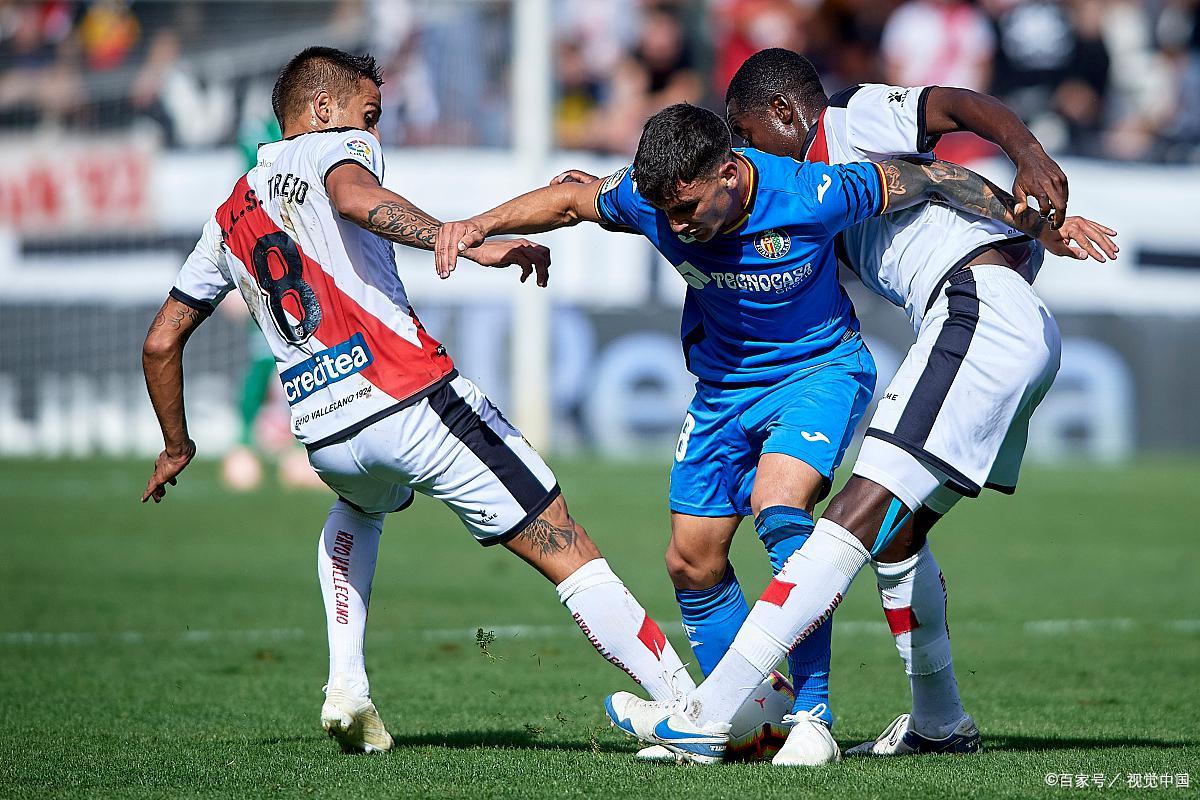 关于巴萨后卫神勇救险,助球队成功保级,还是投资怎么.的信息 关于巴萨后卫神勇救险,助球队成功保级,还是投资怎么.的信息