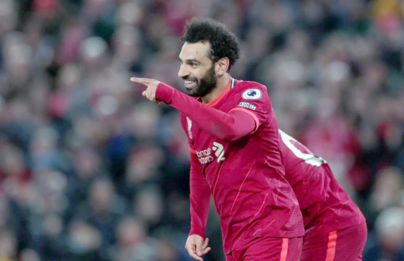 萨拉赫在日本队比赛中表现优异，最后时刻胜出引发热议！